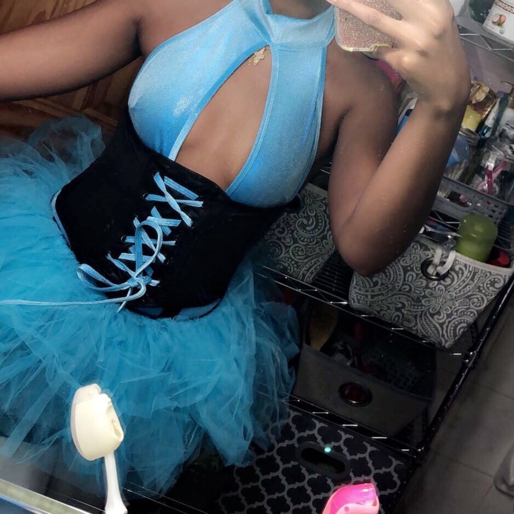 Powerpuff Girl Costume - Bubbles - Picture 3 of 4